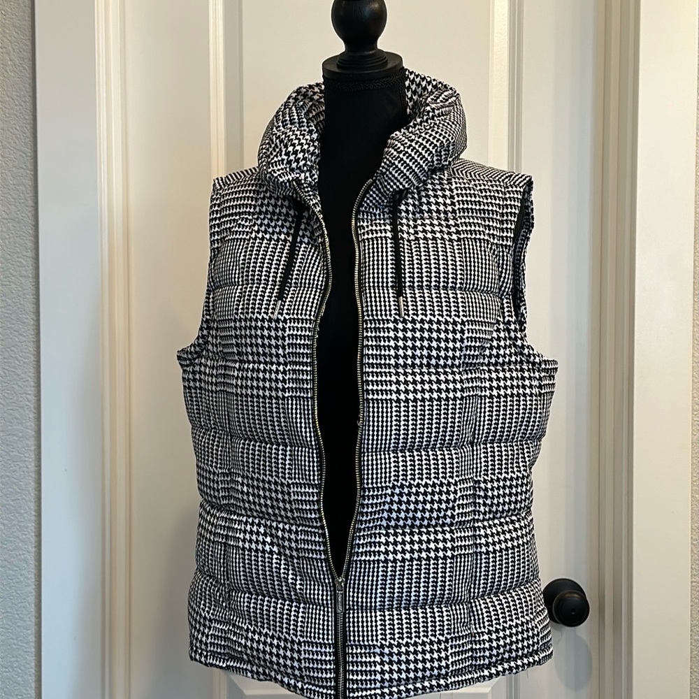 Calvin Klein houndstooth Puffer Vest